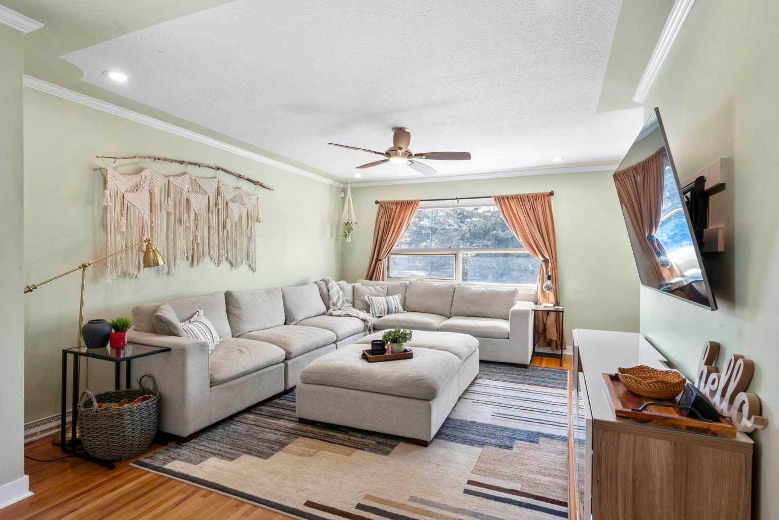 6112 Buckthorn Road NW