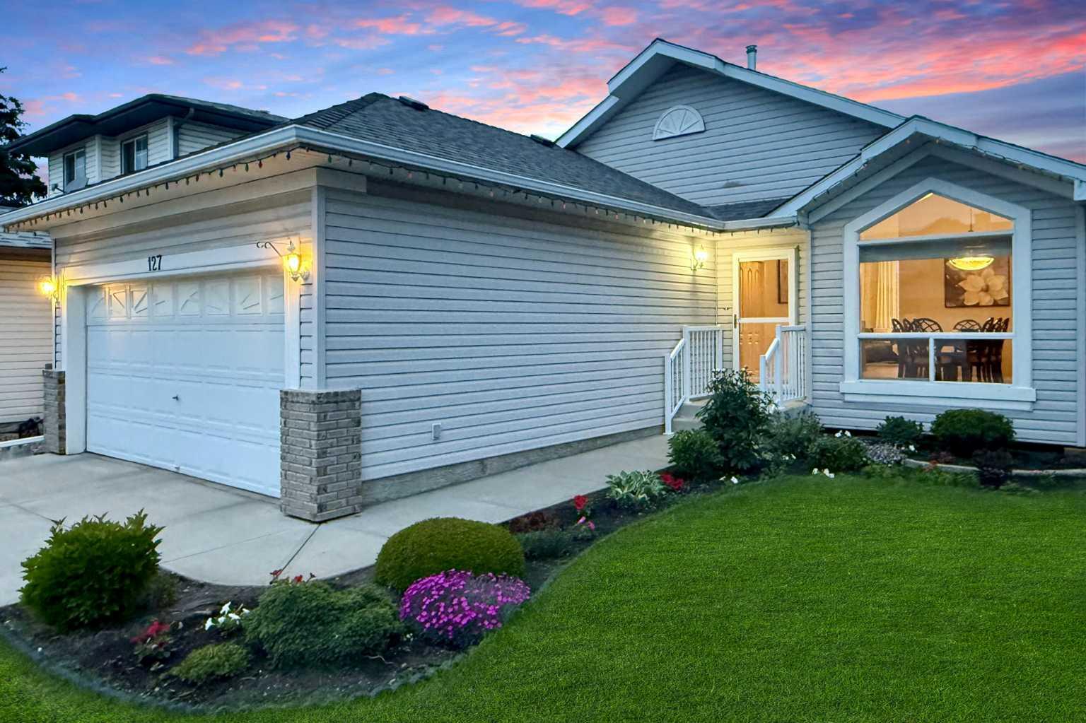 127 Arbour Ridge Close NW