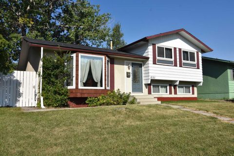 Photo of 6151 Penworth Road SE, Calgary, AB T2A 4J9 (MLS # A2308320)