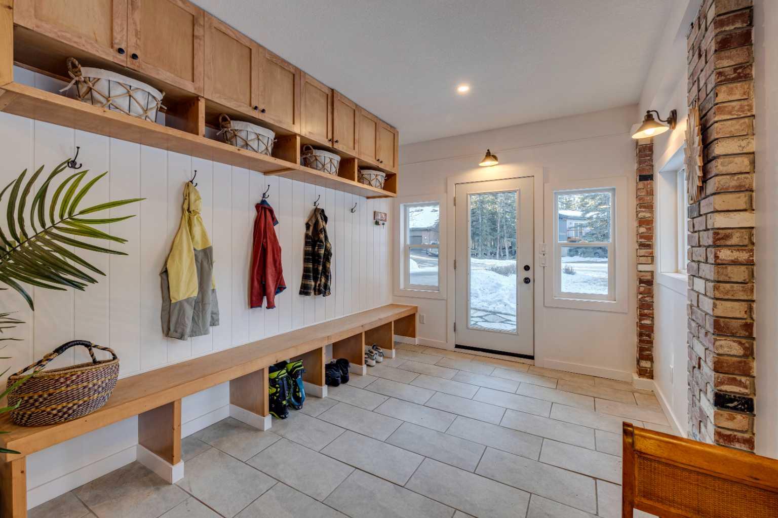 74 Redwood Meadows Drive