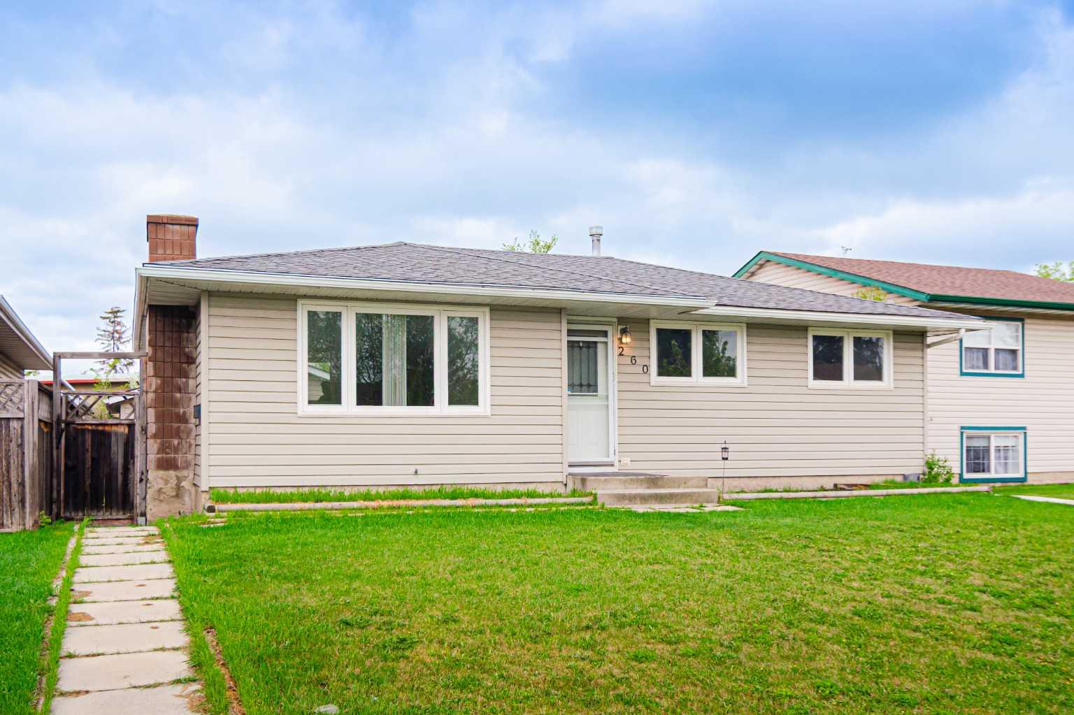 260 Dovely Place SE