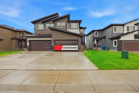 Photo of 30 Waterford Mews, Chestermere, AB T1X 3B4 (MLS # A2338957)