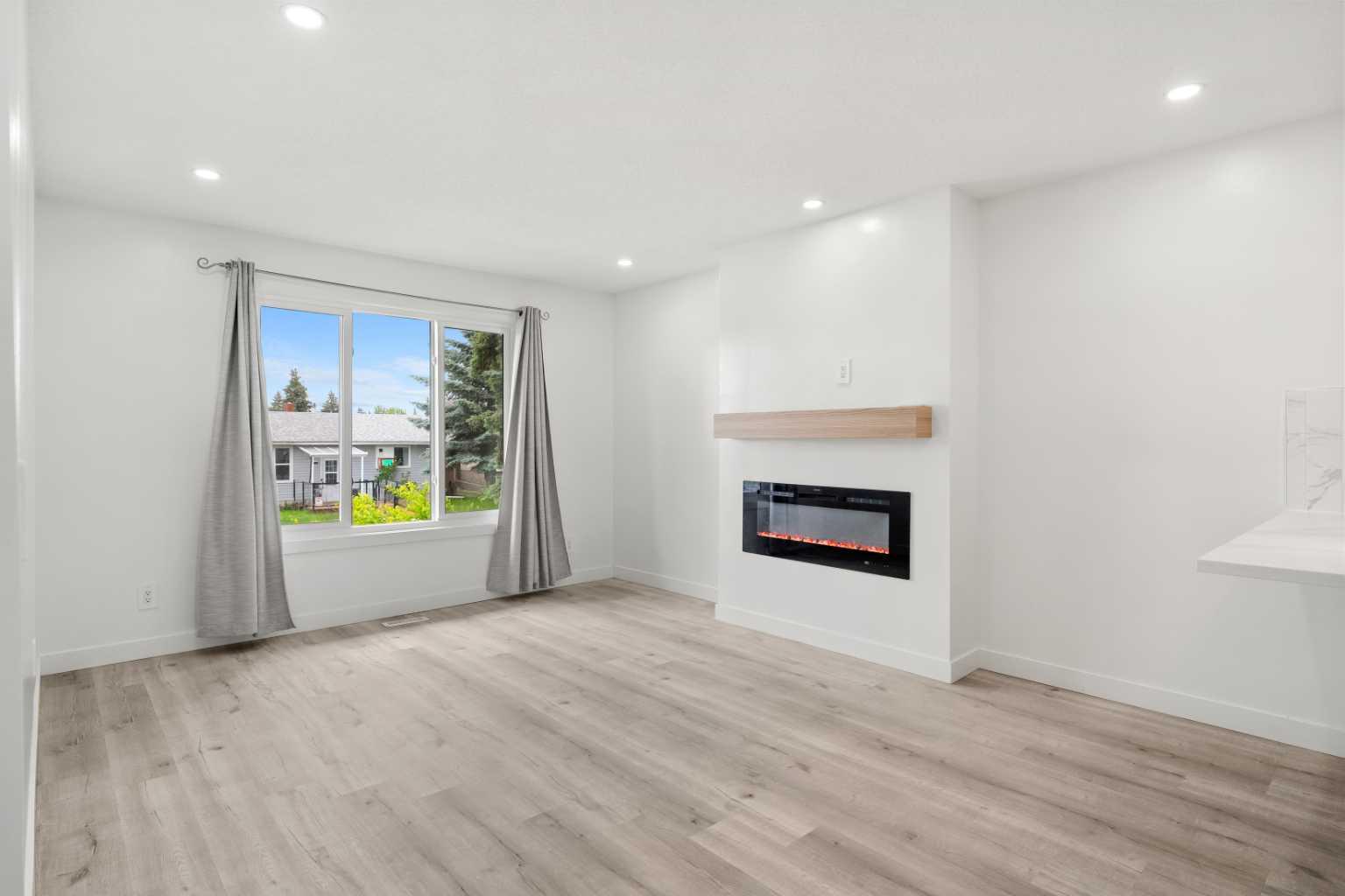 424 Penbrooke Crescent SE