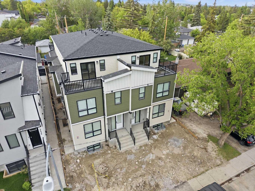 Photo of 3432 Richmond Road SW, Calgary, AB T3E 4N6 (MLS # A2318986)
