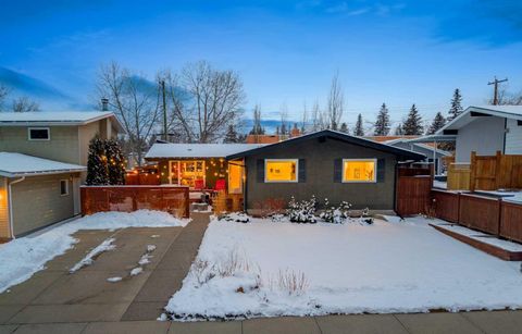 2935 Lindsay Drive SW Calgary AB T3E 6A9