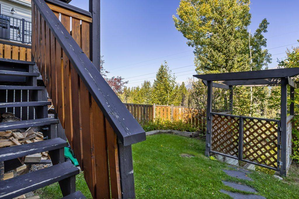 808 Lawrence Grassi Ridge