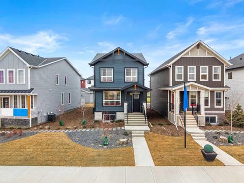 Photo of 541 Bridgeport Street, Chestermere, AB T1X 3E1 (MLS # A2312237)