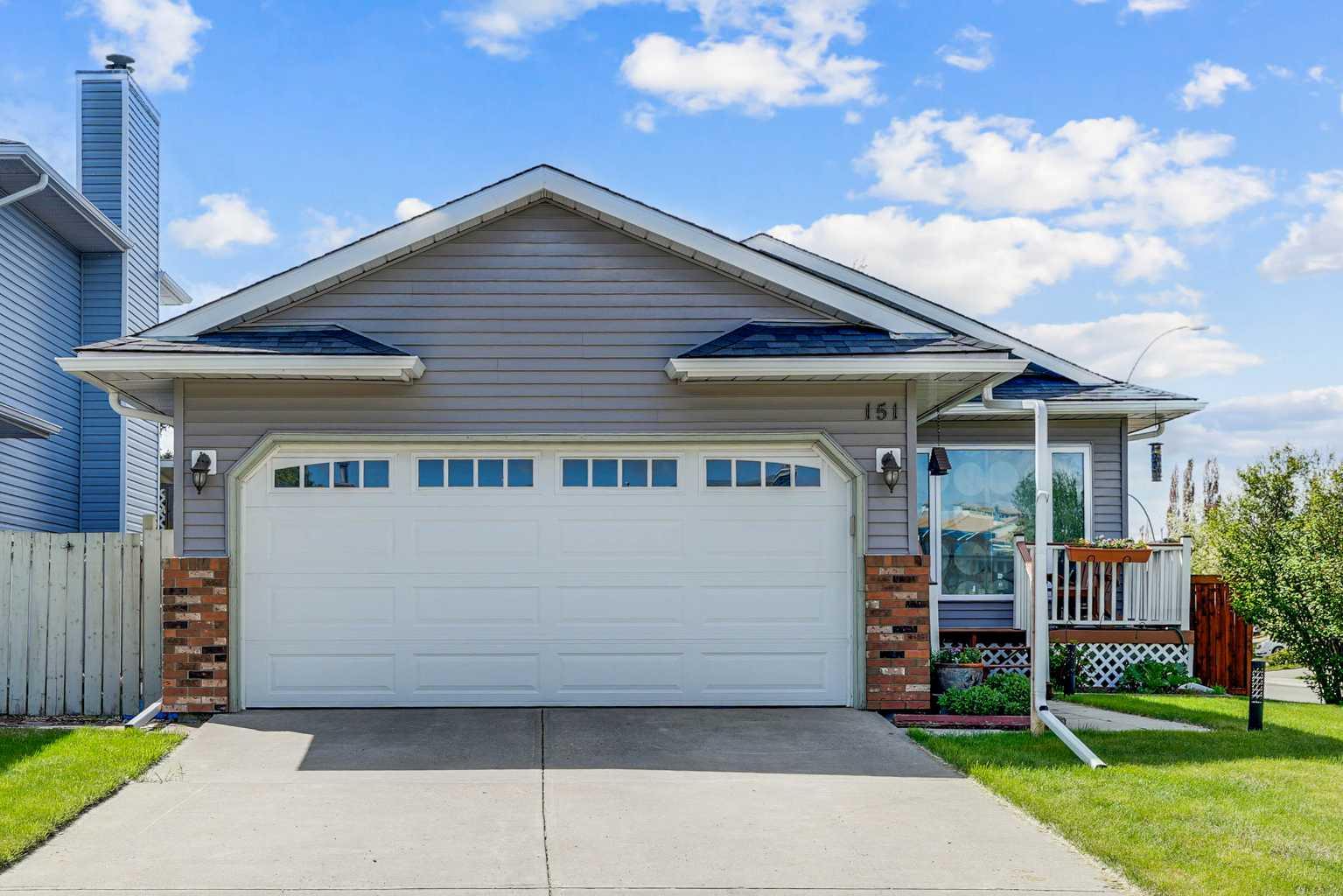 151 Riverstone Court SE