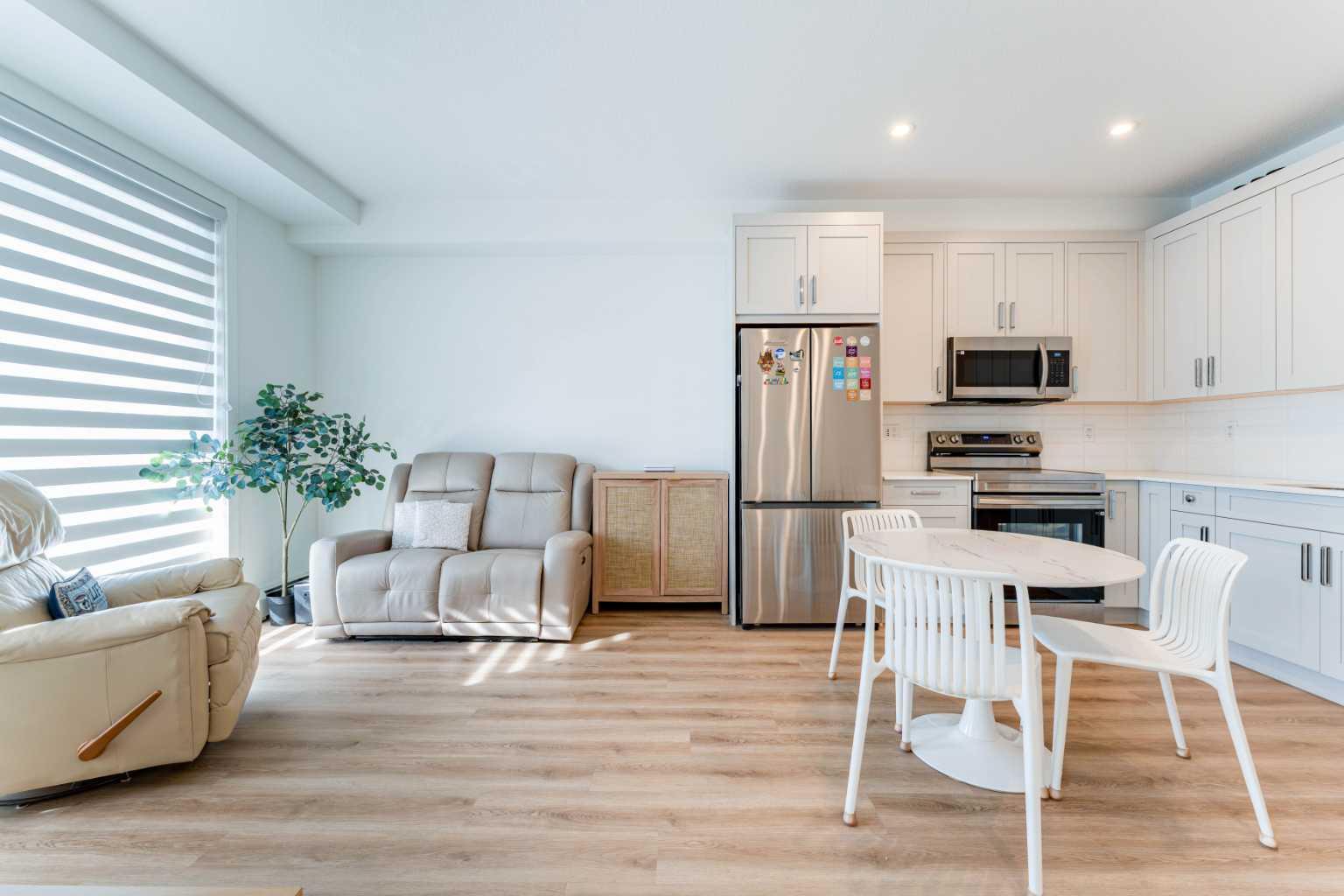 60 Sage Hill Walk NW 315