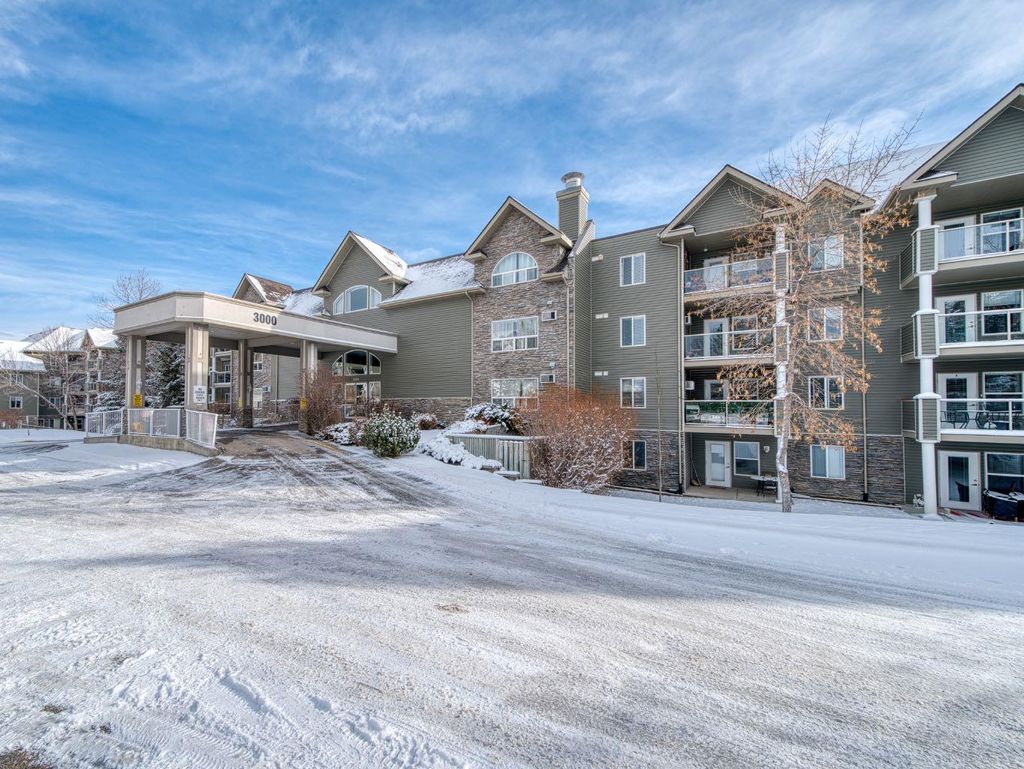 Photo of 3208 Millrise Point SW, Calgary, AB T2Y 3W4 (MLS # A2292056)