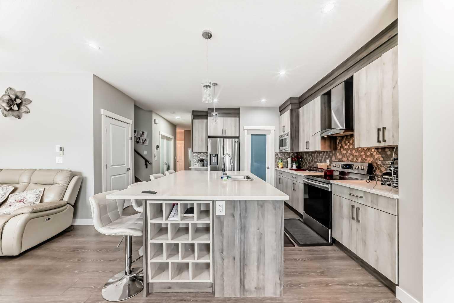 197 Baysprings Gardens SW