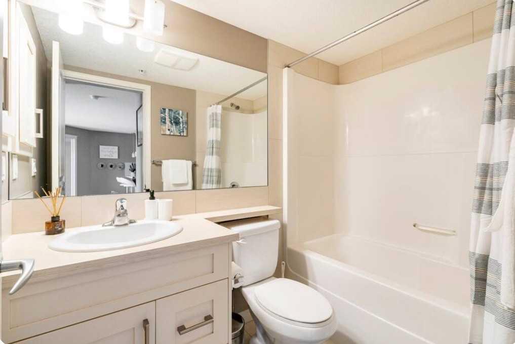 130 Panatella Street NW 1205