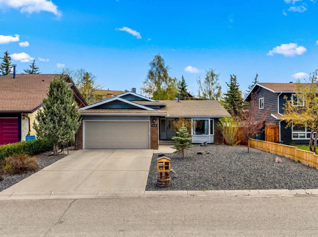 Photo of 6108 Dalcastle Link NW, Calgary, AB T3A 2P5 (MLS # A2307886)
