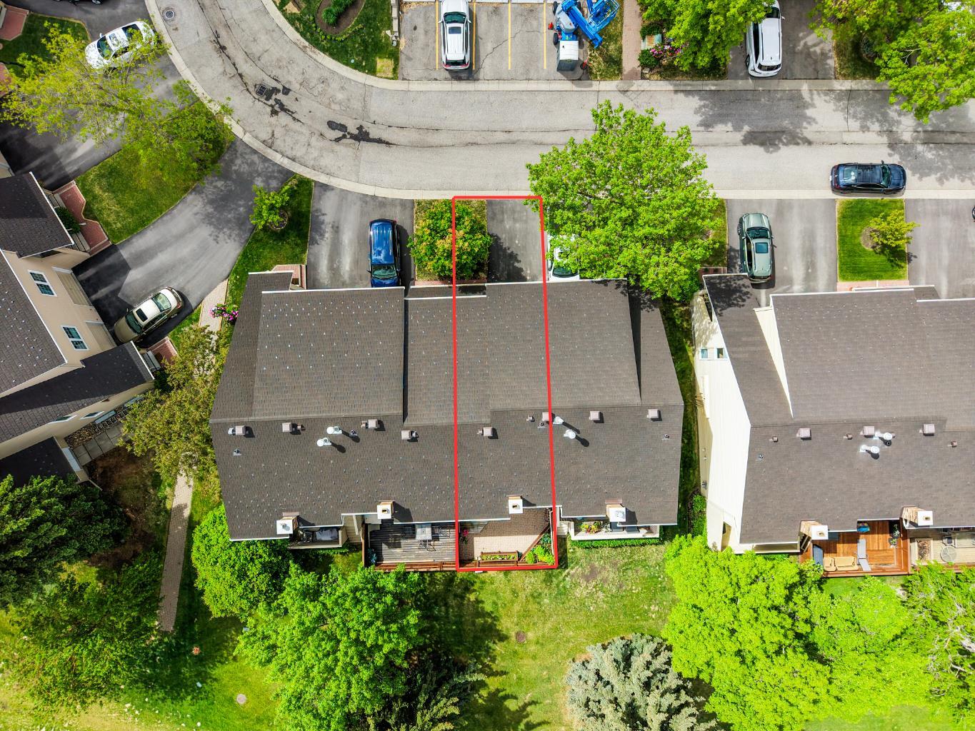 322 Point Mckay Gardens NW