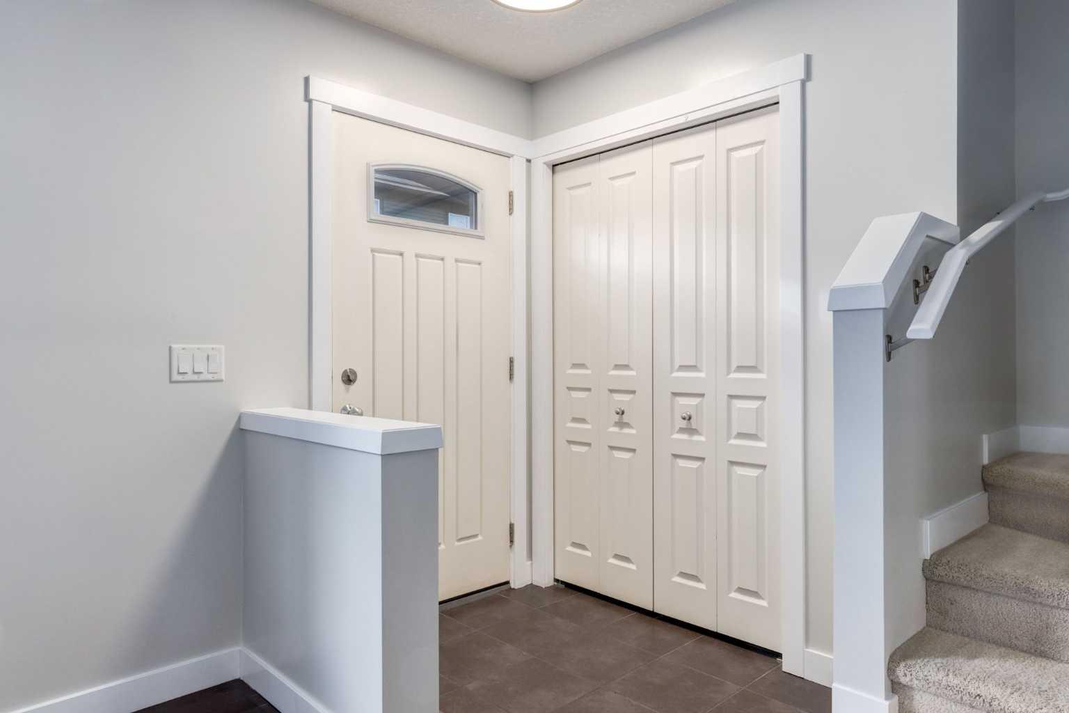 1022 Mckenzie Towne Villas SE