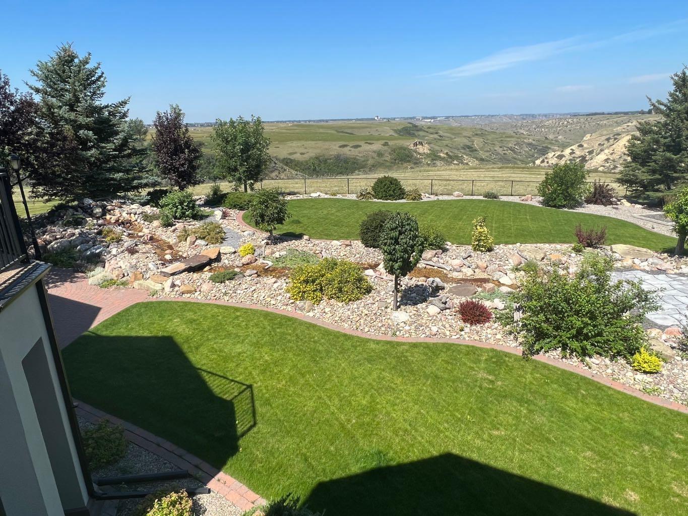 214 Sandstone Place S