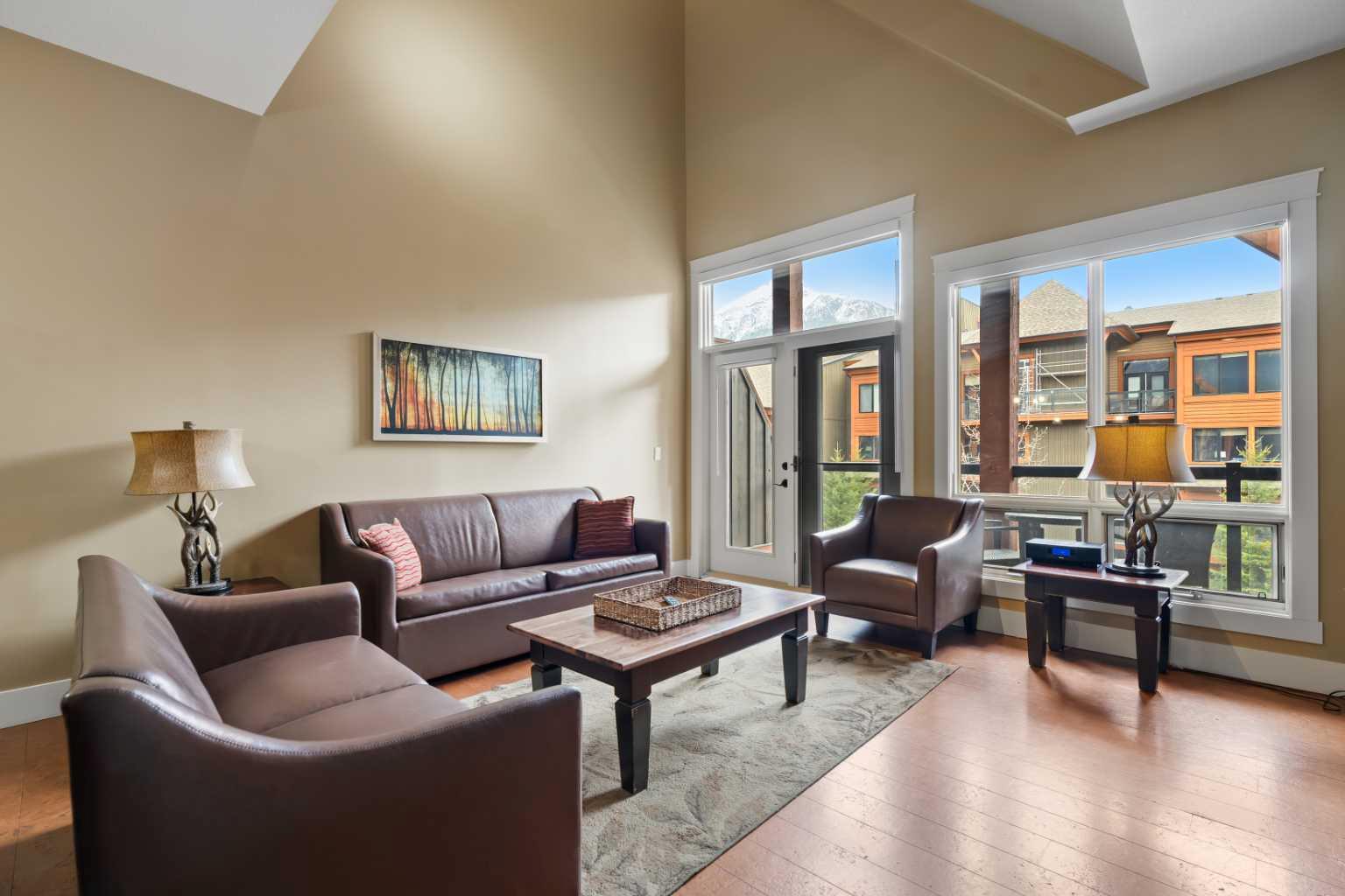 187 Kananaskis Way 407