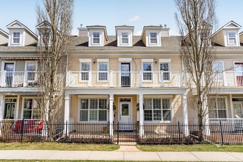 Photo of 24 Ypres Mews SW, Calgary, AB T2T 6L2 (MLS # A2344998)