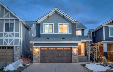 Photo of 225 West Grove Way SW, Calgary, AB T3H 1Z4 (MLS # A2299131)
