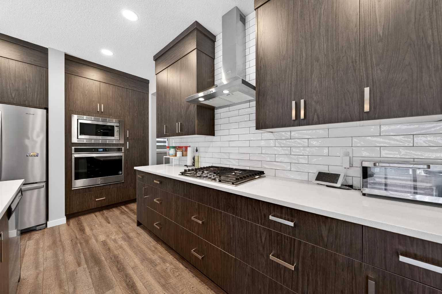 48 Carringvue Street NW