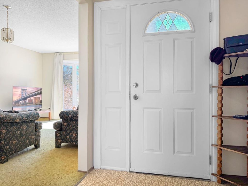 Photo of 10702 104 Avenue, Grande Cache, AB T0E 0Y0 (MLS # A2305368)