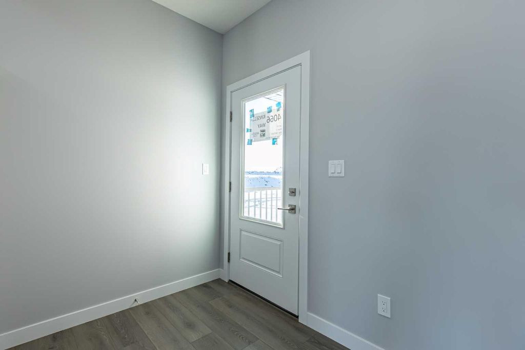 Photo of 3 Heritage Point, Cochrane, AB T4C 3K7 (MLS # A2291276)