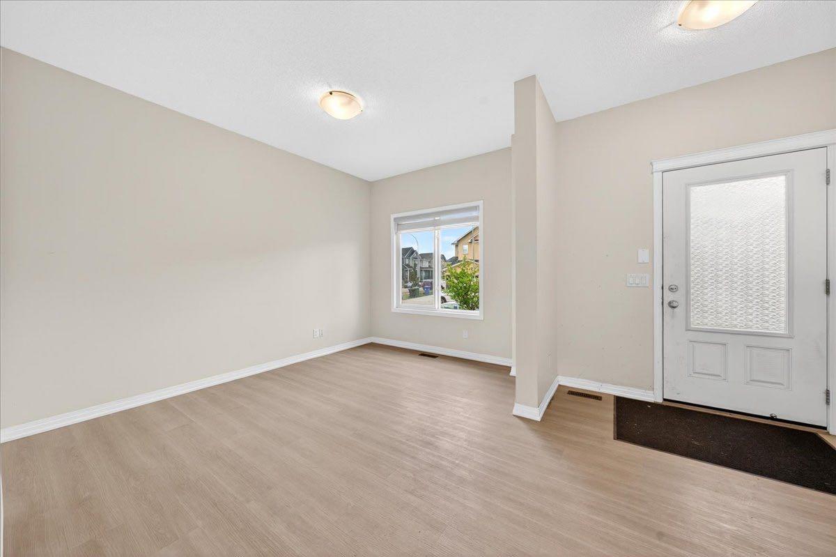 15 Savanna Parade