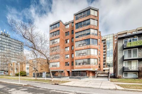 Photo of 626 15 Avenue SW #703, Calgary, AB T2R 0R5 (MLS # A2301762)