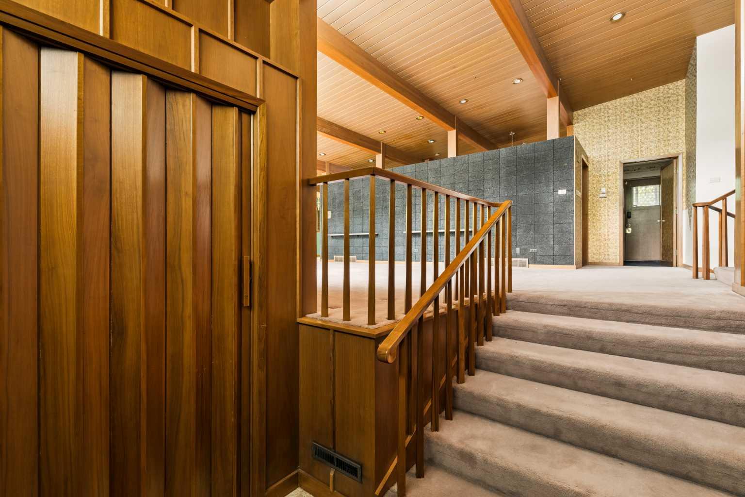 53 Massey Place SW