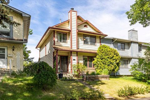 Photo of 116 Sunbank Way SE, Calgary, AB T2X 2B6 (MLS # A2322321)