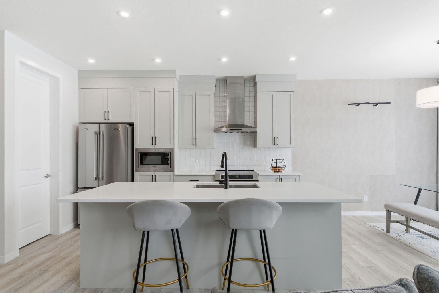 54 Belmont Manor SW
