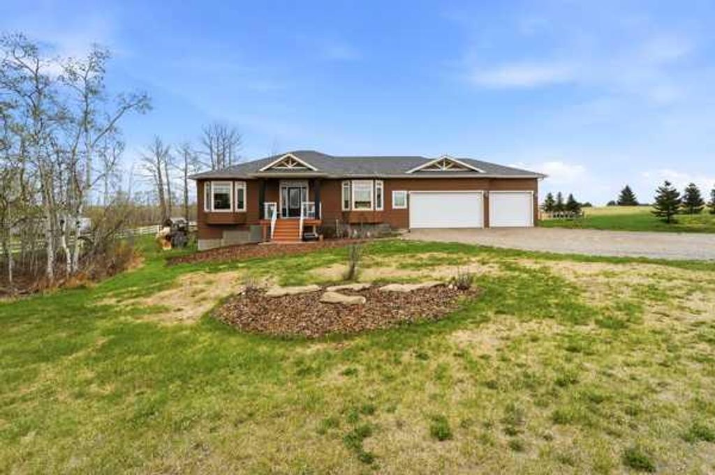 Photo of TWP 264056 Hwy 27 #1, Rural Kneehill County, AB T0M 2B0 (MLS # A2314147)