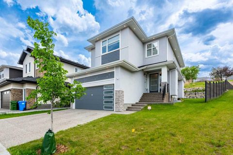 53 Hampstead Mews NW Calgary AB T3A 2Z5