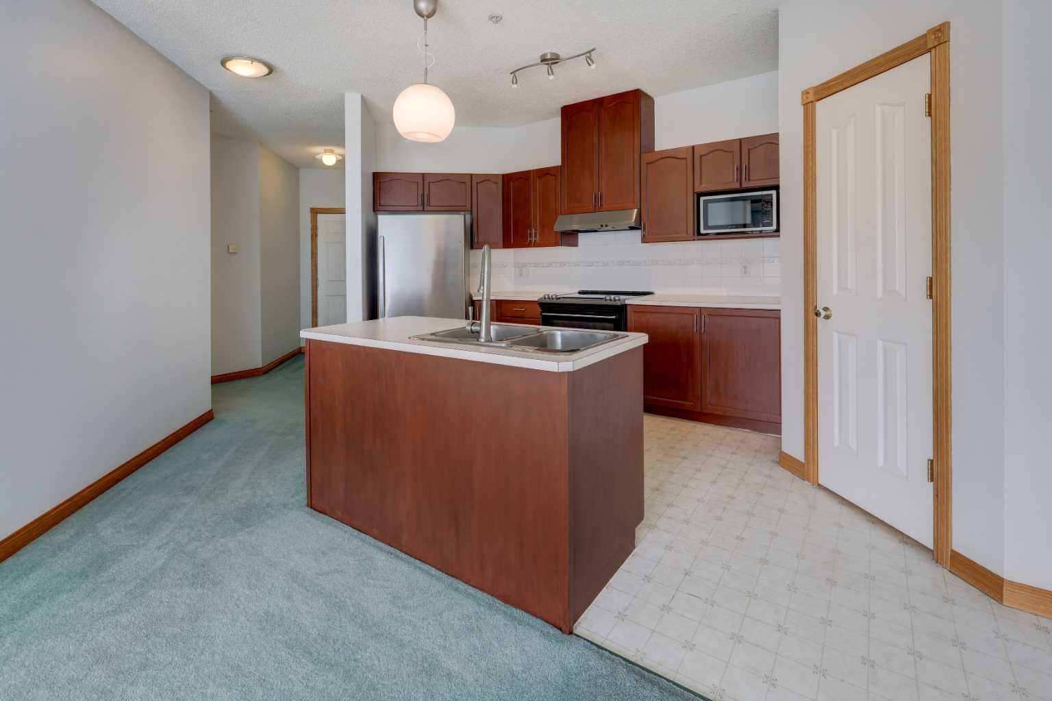 1920 14 Avenue NE 130