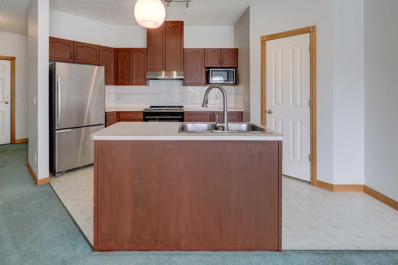 1920 14 Avenue NE 130