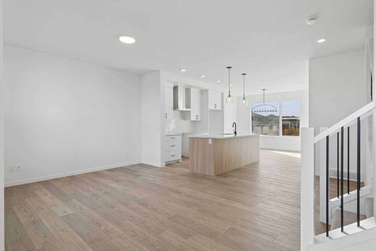 27 Creekstone Walk SW