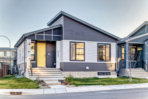 Photo of 216 Lucas Place NW, Calgary, AB T3P 2E6 (MLS # A2352816)