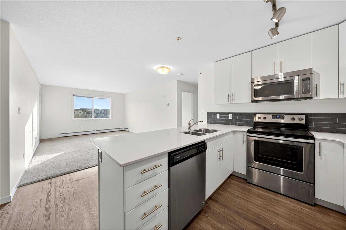 181 Skyview Ranch Manor NE 2308