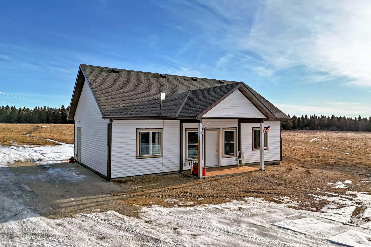 44022 Township Road 242