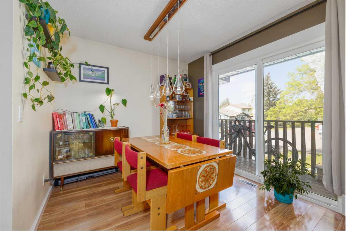 21 Ranchero Green NW