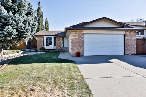 6 Mt Crandell Bay W Lethbridge AB T1K 6L9