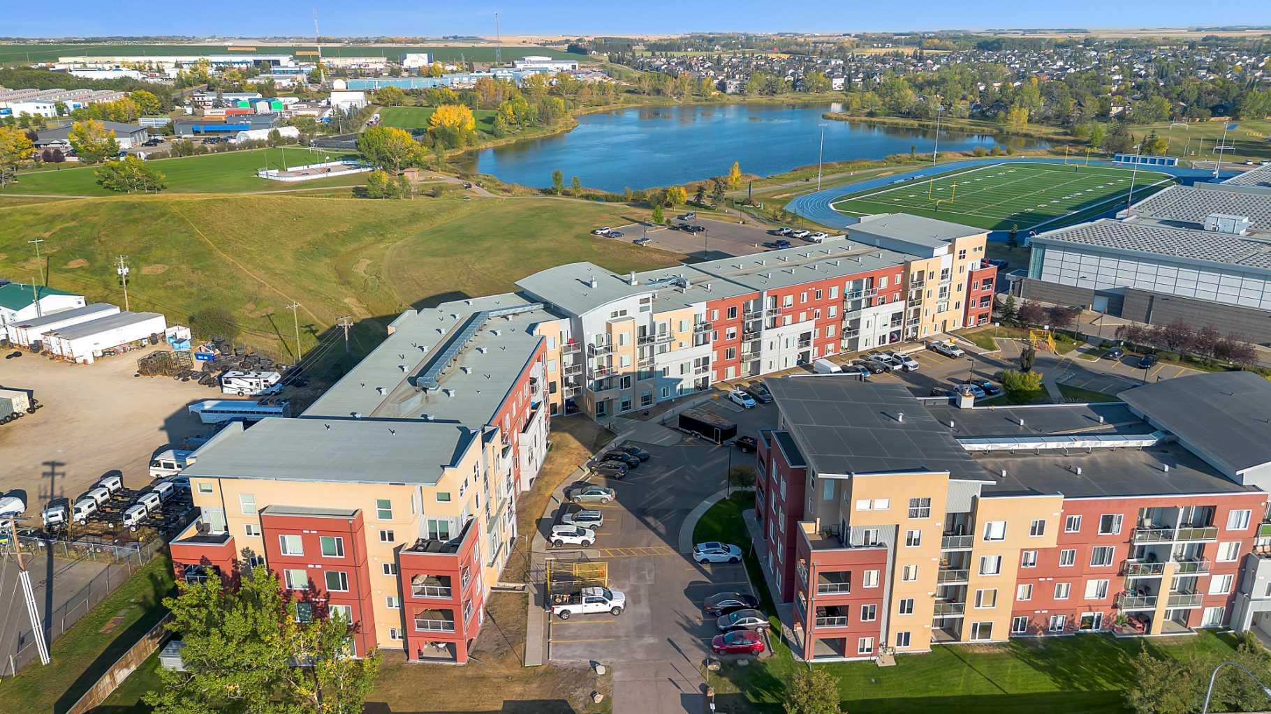 604 East Lake Boulevard 2416