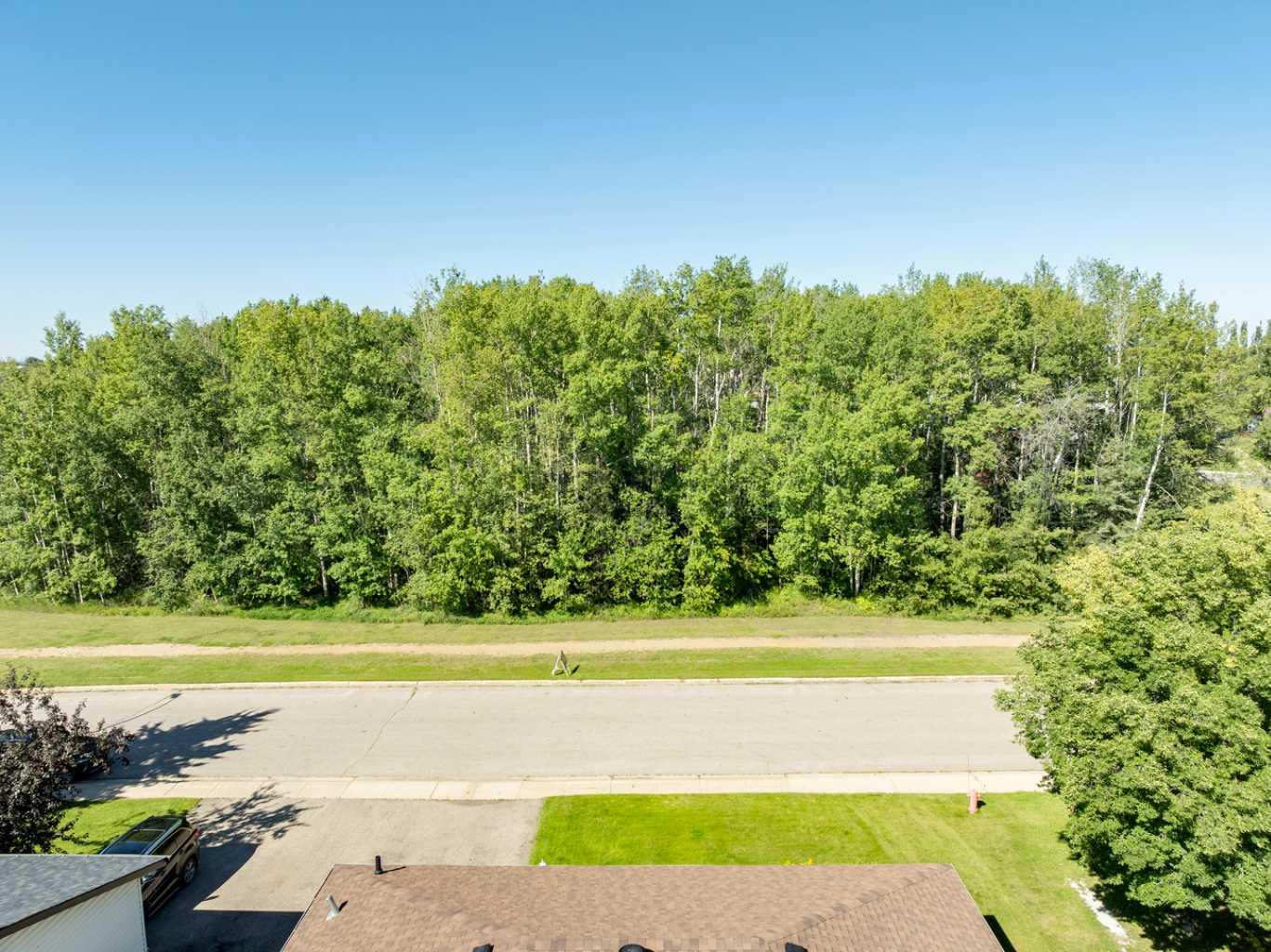 173 Hilltop Crescent