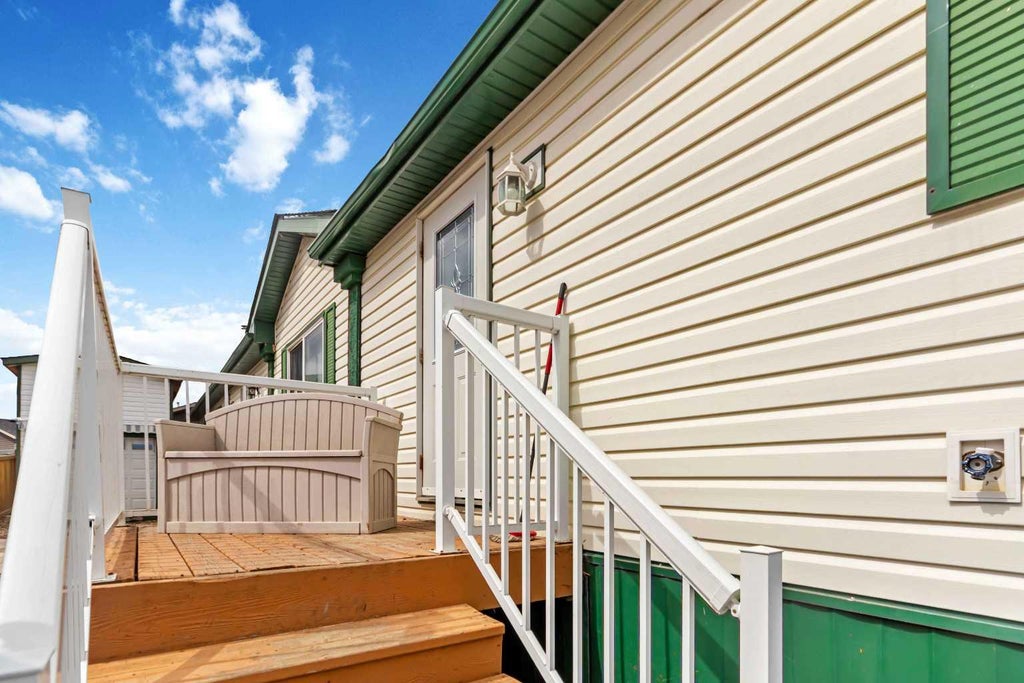 Photo of 240 Mckinlay Crescent, Fort McMurray, AB T9K 2M8 (MLS # A2339863)