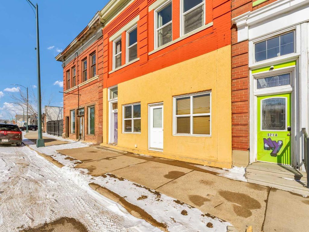 Photo of 517A North Railway Street SE, Medicine Hat, AB T1A 2Z5 (MLS # A2288140)