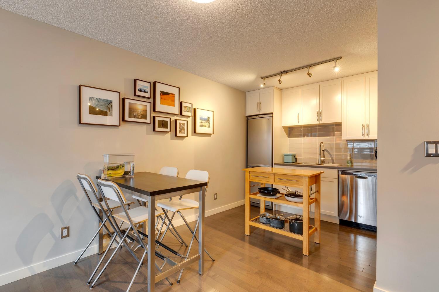 120 24 Avenue SW 102