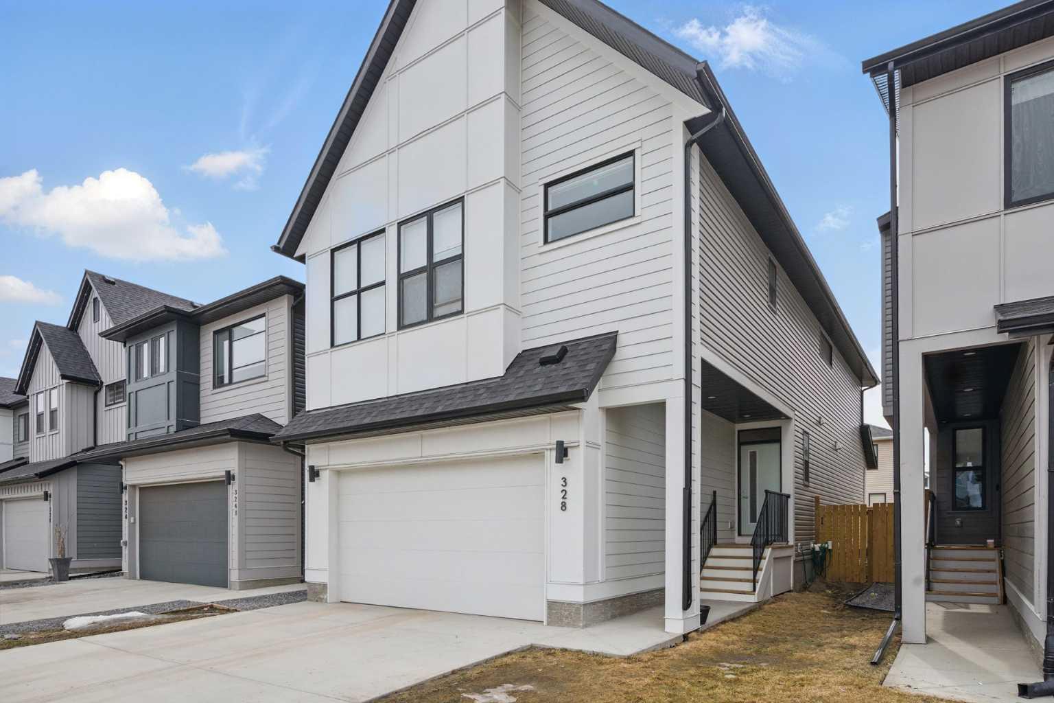 328 Copperhead Way SE