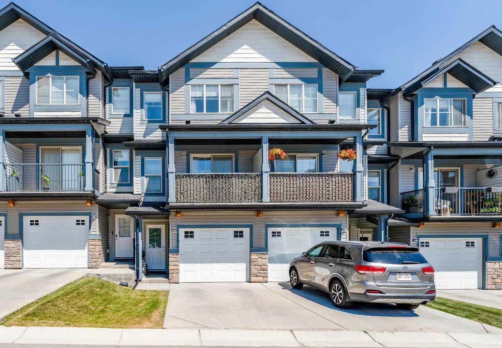 Photo of 416 Sage Hill Grove NW, Calgary, AB T3R 0Z8 (MLS # A2335015)