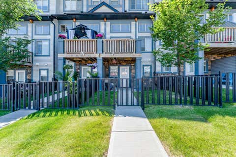 Photo of 416 Sage Hill Grove NW, Calgary, AB T3R 0Z8 (MLS # A2335015)