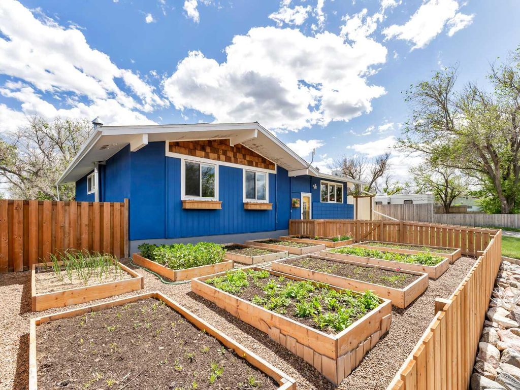 Photo of 436 3 Street W, Empress, AB T0J 1E0 (MLS # A2265779)